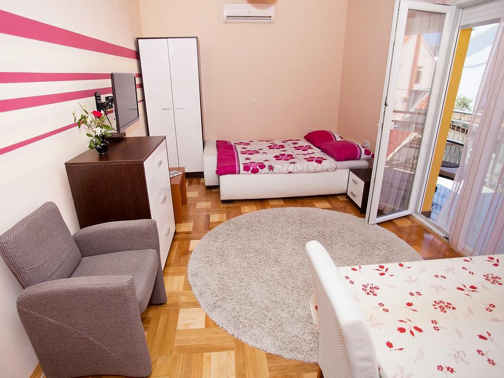Apartment Zadar Diklo Borik Vir 객실 사진