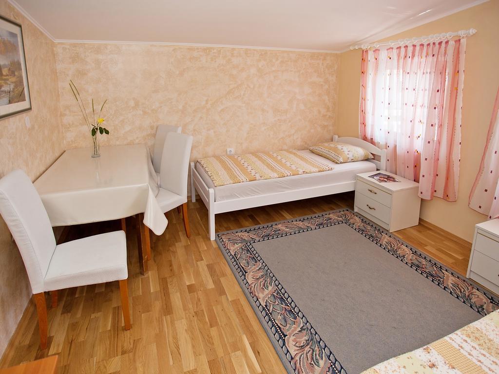 Apartment Zadar Diklo Borik Vir 객실 사진
